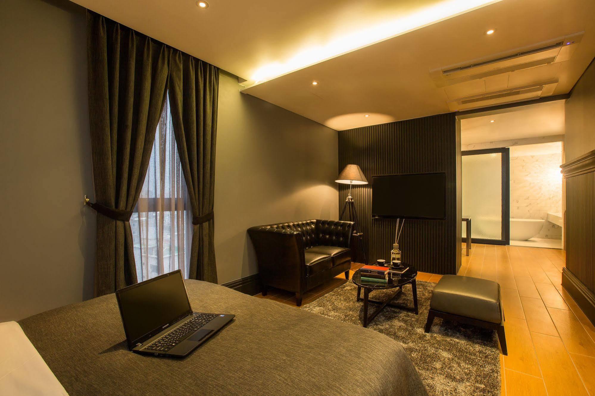 Trang Blue Hotel Seoul Eksteriør billede