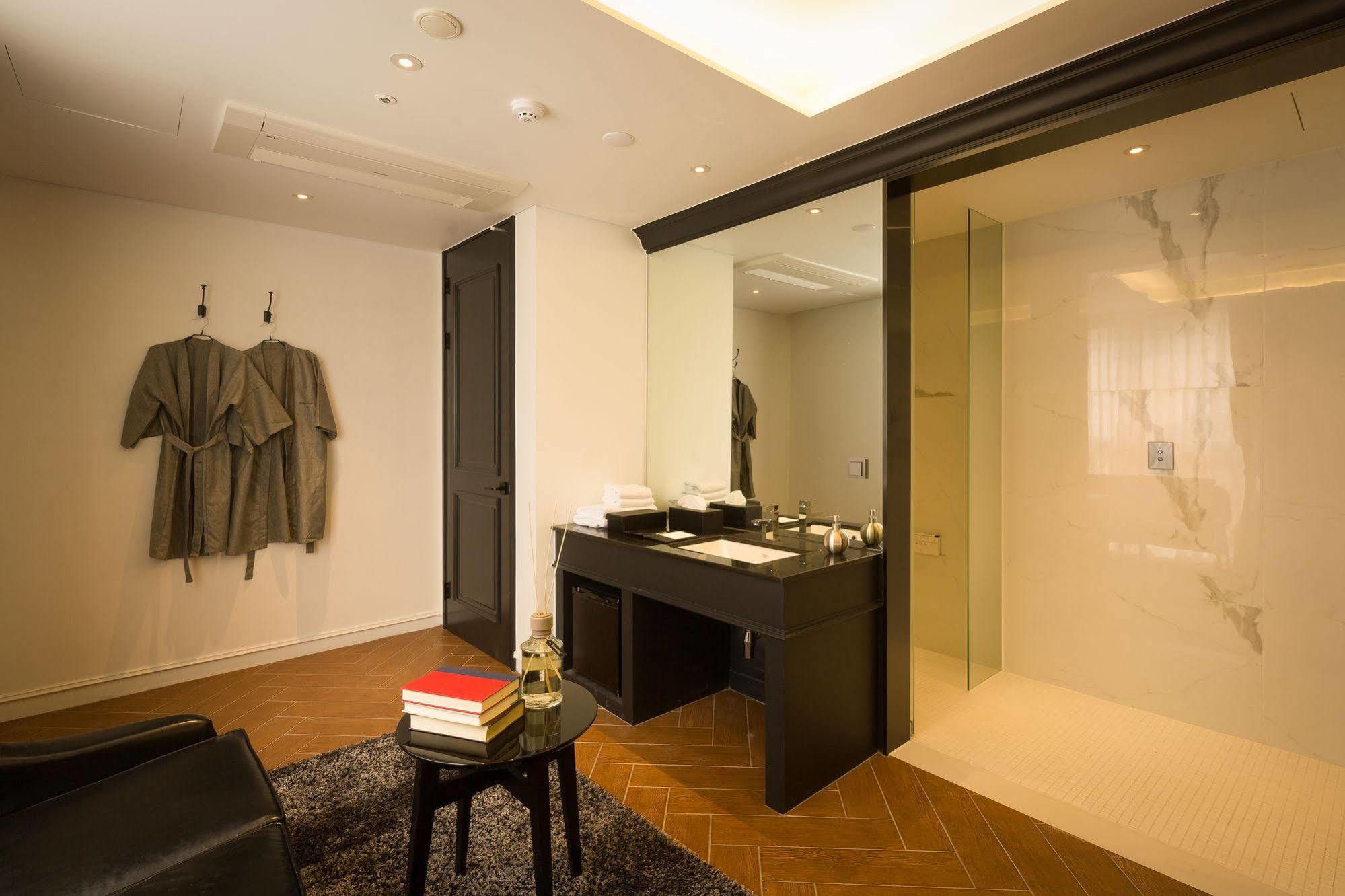 Trang Blue Hotel Seoul Eksteriør billede